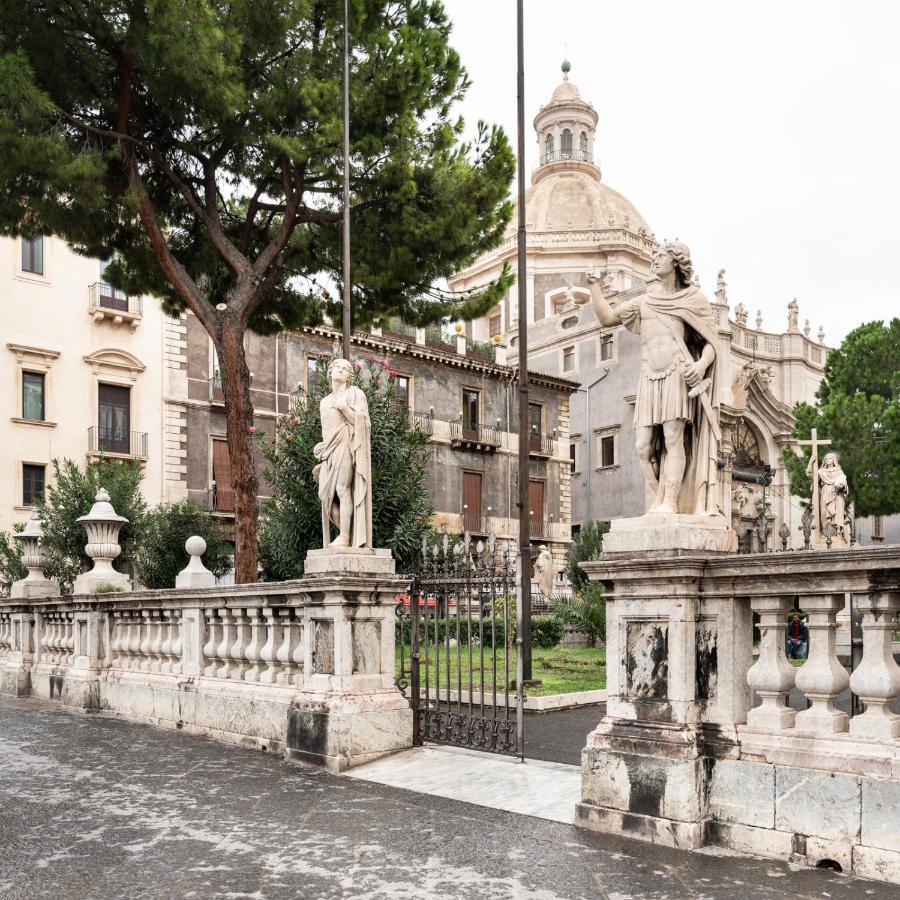 Benedettini Charming Home Catania Bagian luar foto