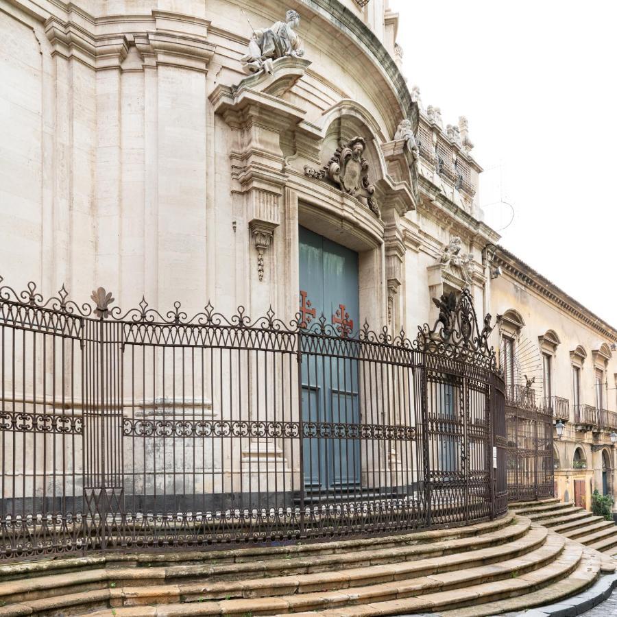 Benedettini Charming Home Catania Bagian luar foto