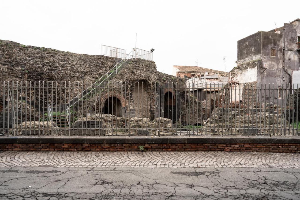 Benedettini Charming Home Catania Bagian luar foto