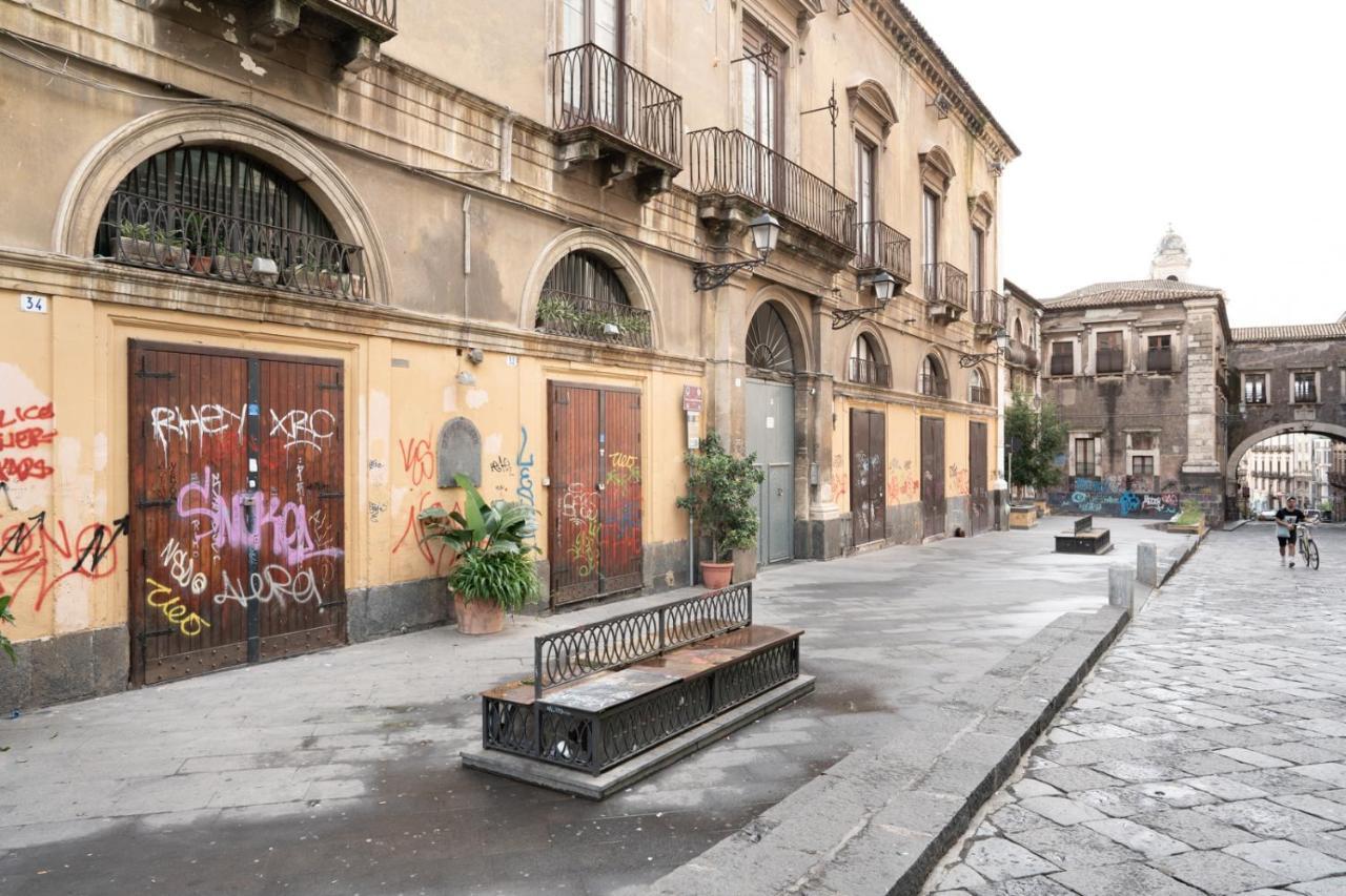 Benedettini Charming Home Catania Bagian luar foto